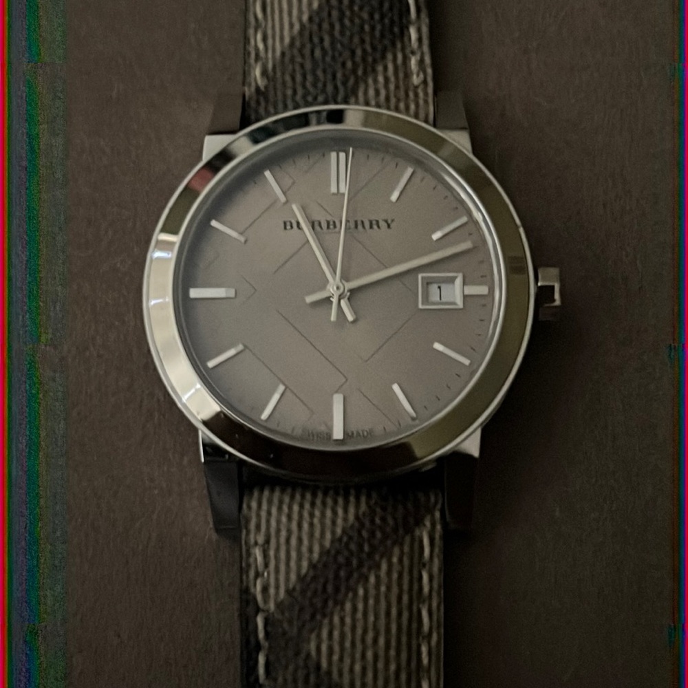 Burberry woman’s watch style -# BU9118